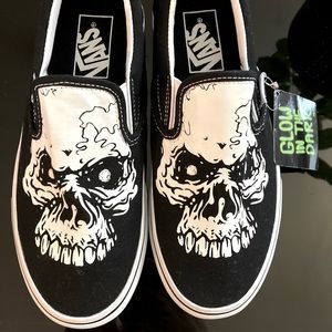 Vans- Glow in the dark skeleton vans shoes